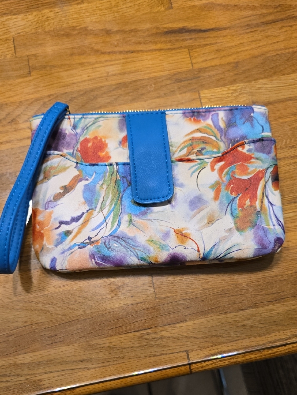 Source Unknown Floral Multicolor Wristlet with Bright Blue Trim